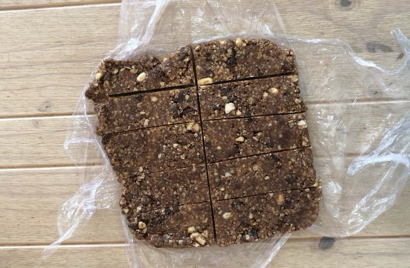 No_Bake_Oat_Bars_Cut.jpg