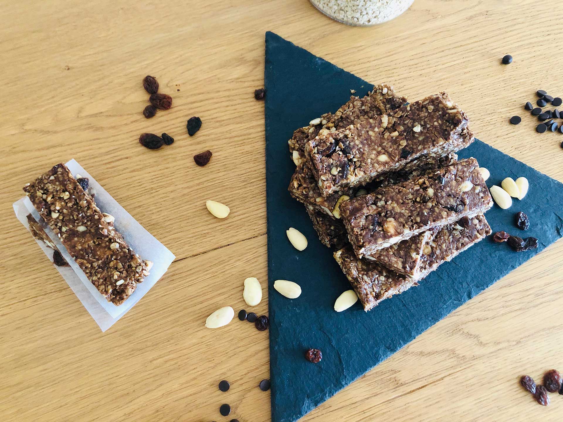 No_Bake_Oat_Bars_Above_Served_Lined_Oats.jpg