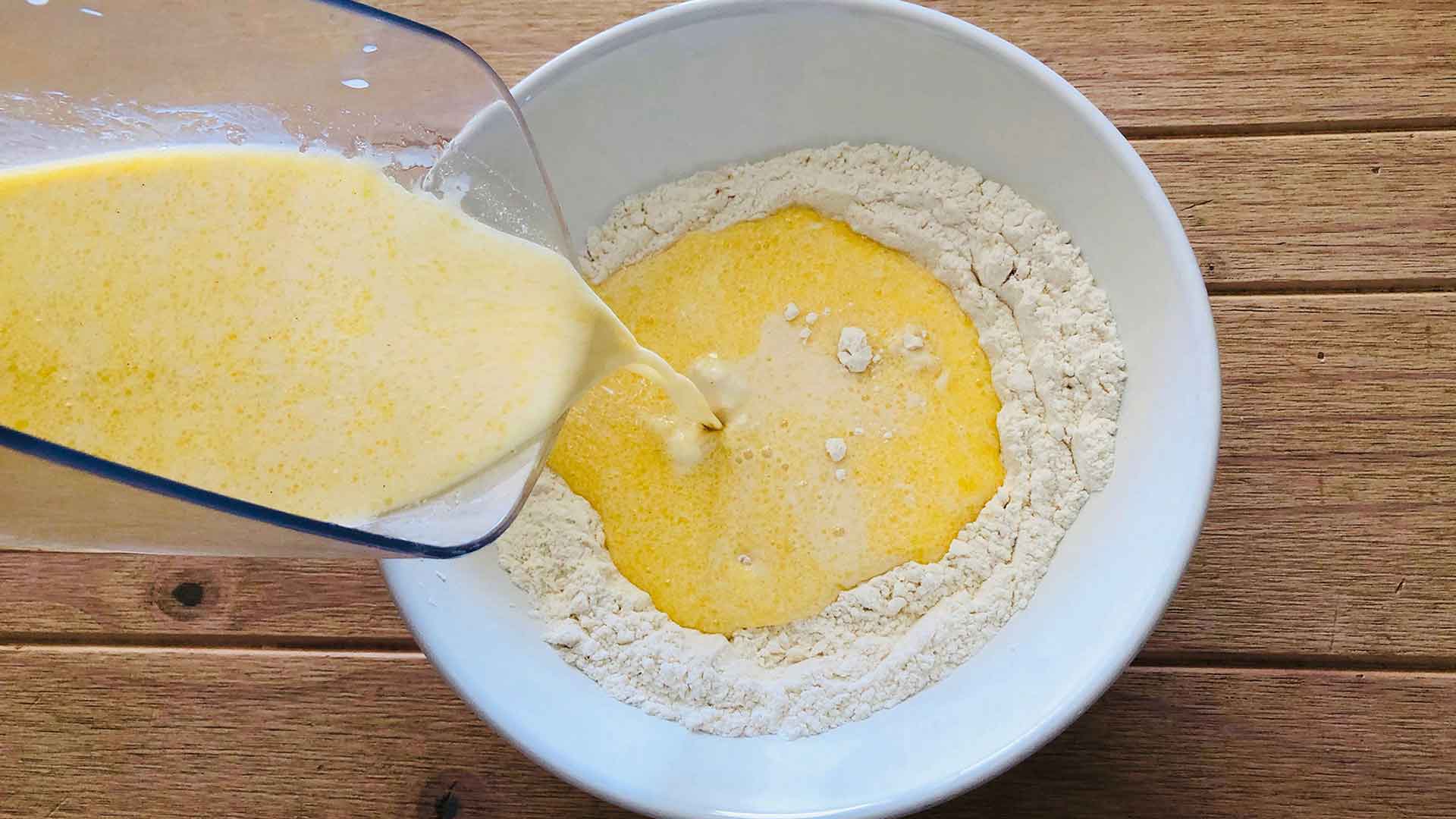 Pancakes_Adding_Wet_Ingredients_Into_Dry_1920_1080.jpg