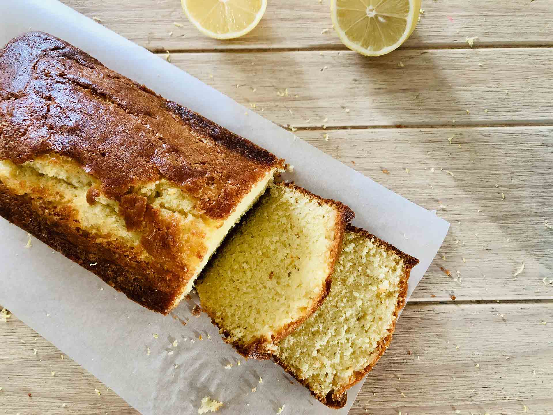 Lemon_Bread_Cut_from_above.jpg