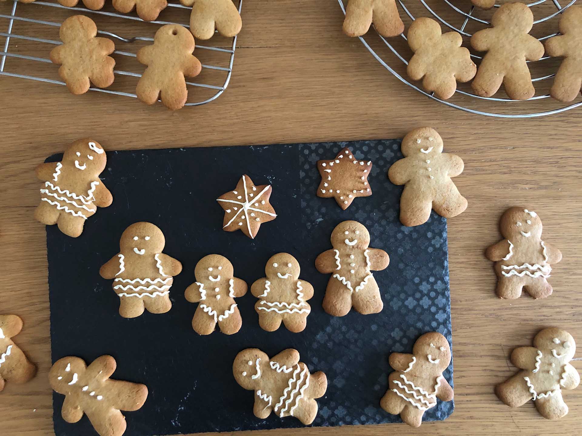 Gingerbread_Cookies.jpg
