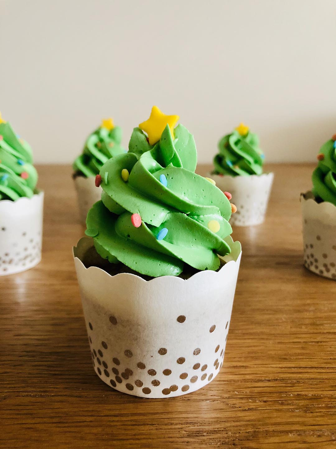 Christmas_Tree_Cupcake.jpg