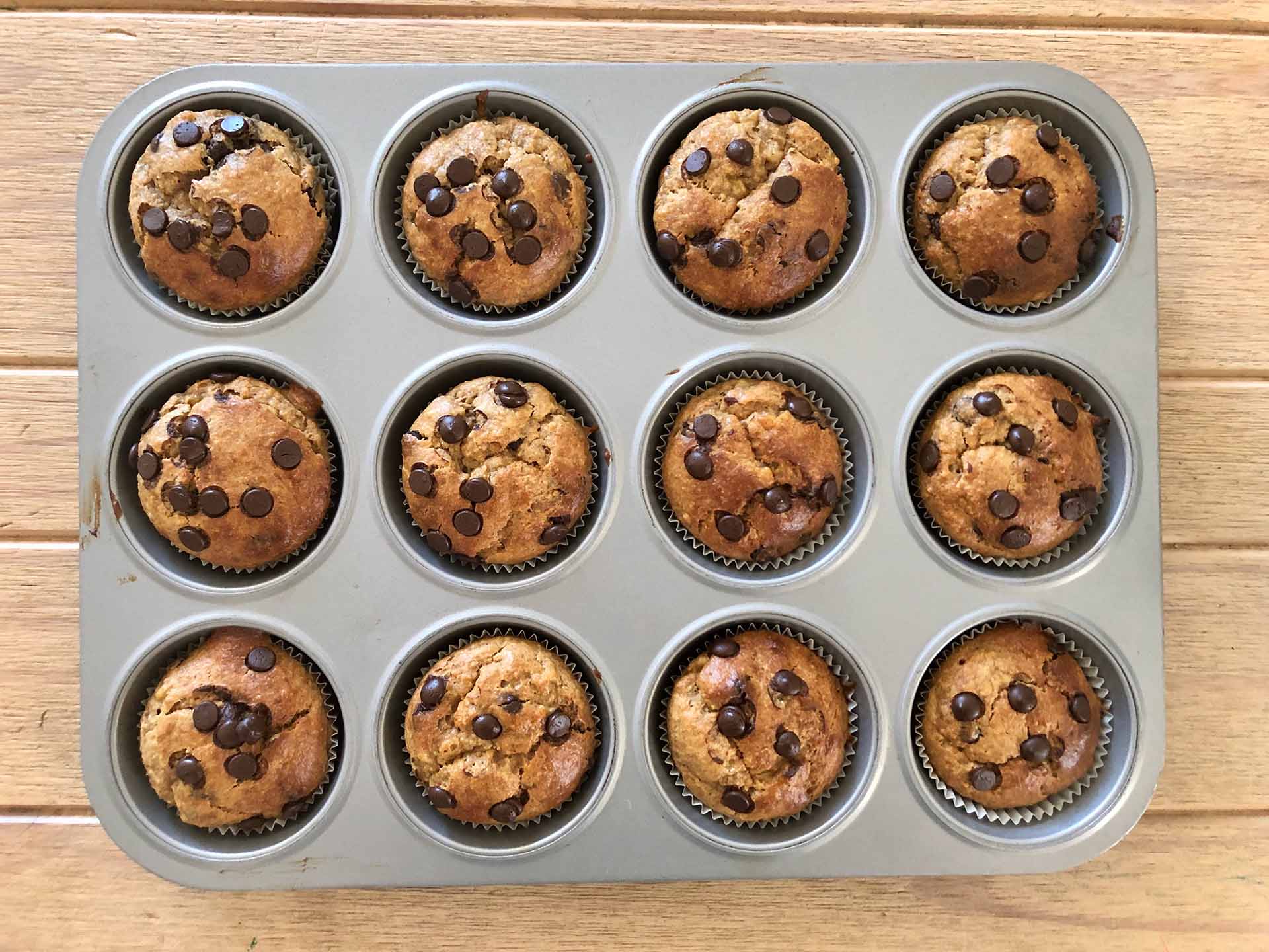 Healthy_Banana_Peanutbutter_Muffins_Baked.jpg