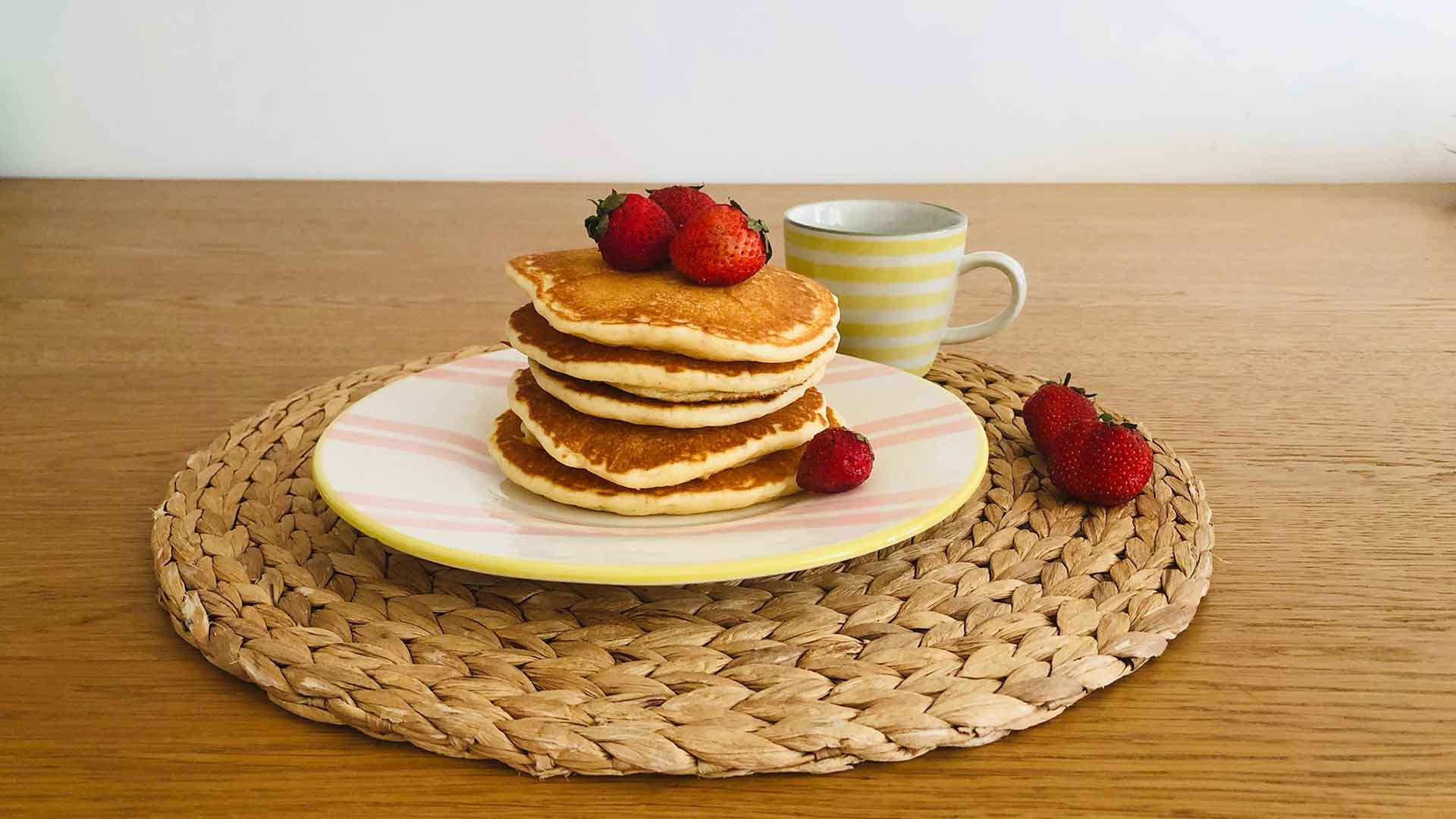 Pancakes_with_Coffee_and_Strawberries_1920_1080.jpg