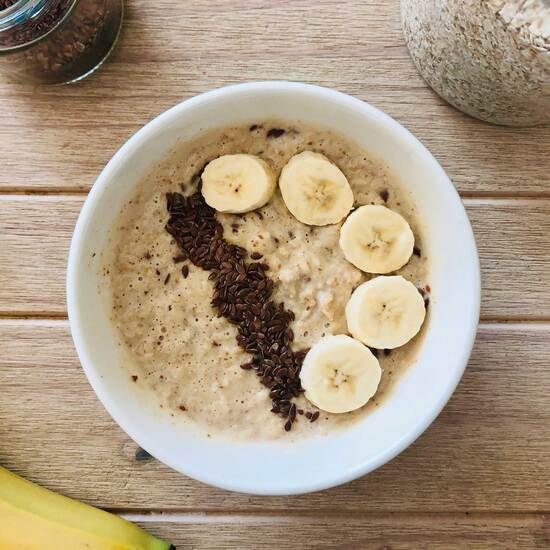 Oatmeal with Banana and Peanut Butter